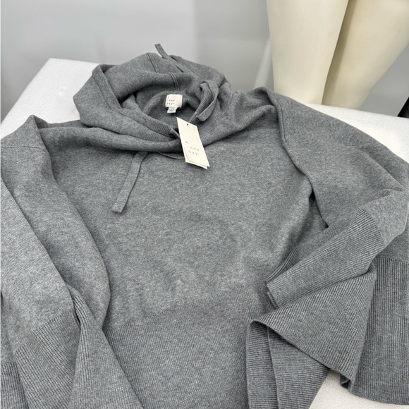 A New Day Sweater Hoodie NWT - Picture 1 of 2